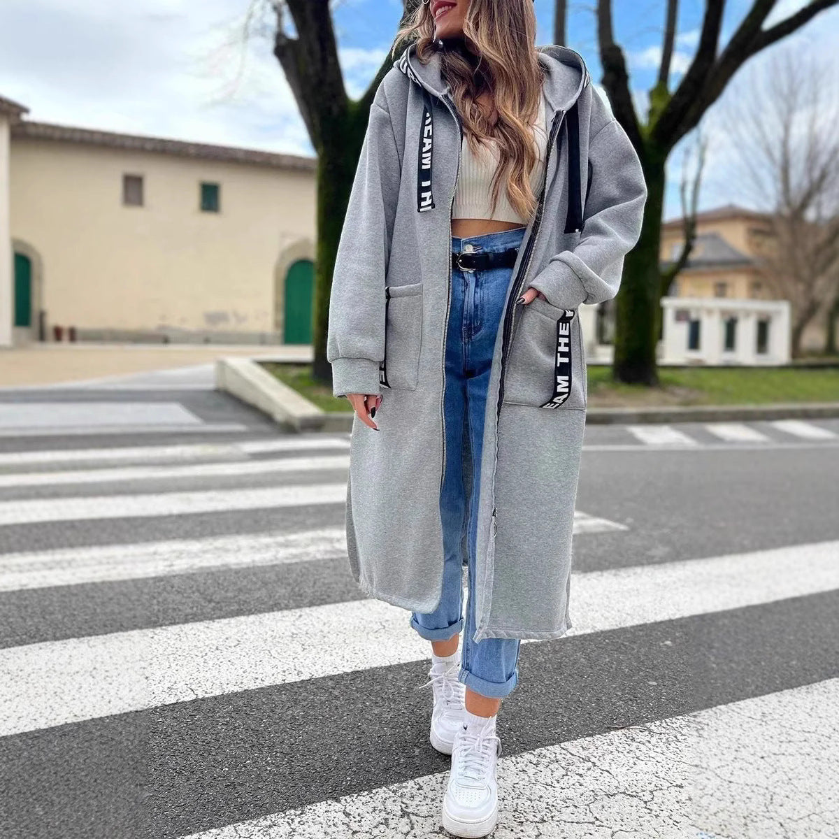 UrbanFlow Kapüşonlu Uzun Hırka