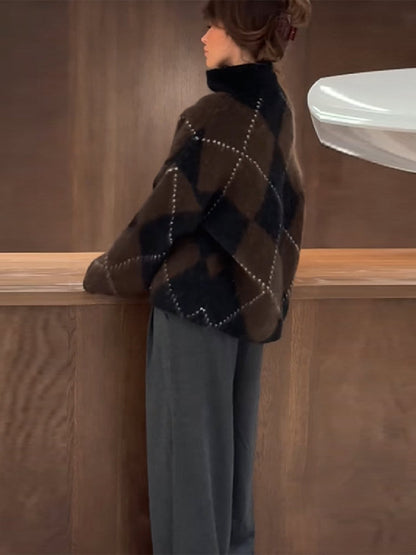Simple Luxury: Oversized Argyle Knit Sweater